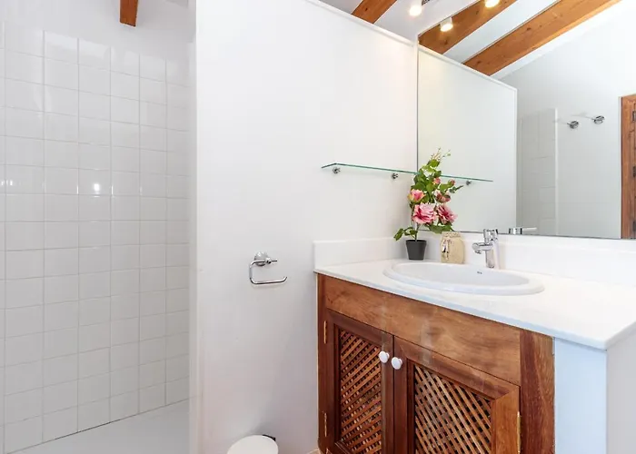 Muntalegre By Homevillas360